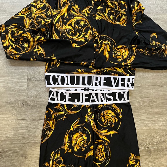 COPY - Versace Couture 2 piece set - Picture 2 of 7